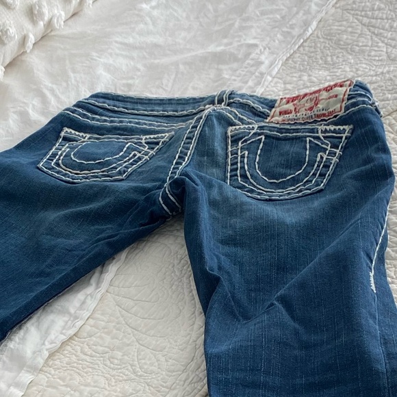 True Religion Johnny Super T low rise straight leg jeans. - Picture 7 of 10